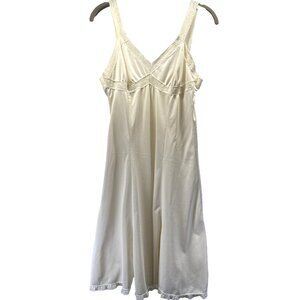 Vtg‎ Babydoll Slip Dress 36 / 14 Solid Ivory Lace Trim Seamed Fitted 100% Nylon